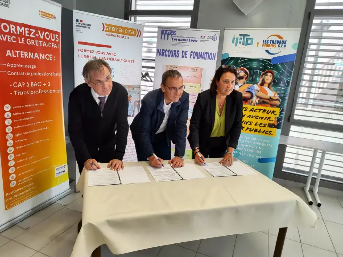 Signature de la convention pour la formation en apprentissage au lycée Fernand Léger