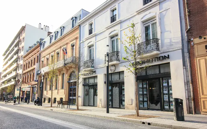 Le siège social de LP Promotion à Toulouse, rue Bayard.