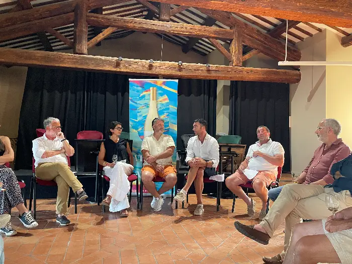 AOP Languedoc : à gauche, Jean-Benoît Cavalier aux côtés d'Anne-Laure Borras. ©Jules Mestre