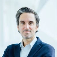 Thomas Hiriart, Kinéis